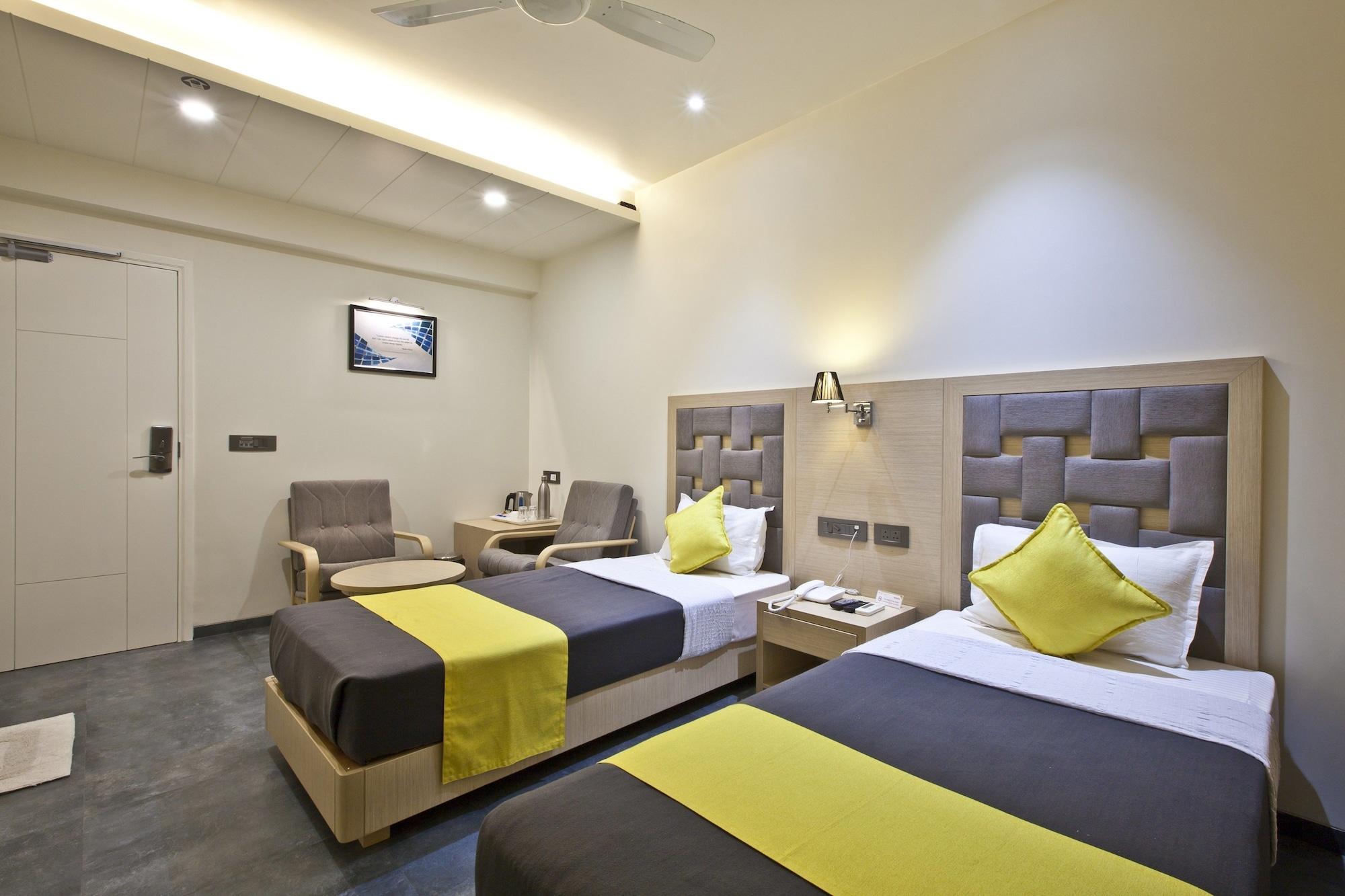 Hotel Sifat International Surat Eksteriør billede